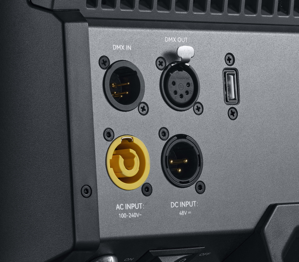 Осветитель Godox Knowled P600Bi Hard, светодиодный, 700 Вт, 2800К-6500К