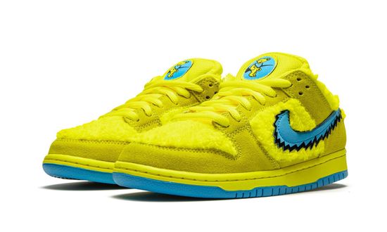 Кроссовки Nike SB Dunk Low "Grateful Dead - Yellow Bear"
