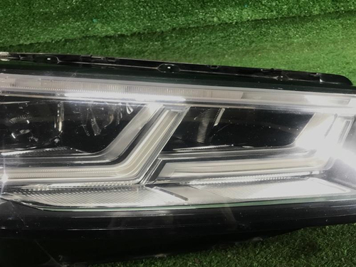 Фара правая Audi Q5 2 80A (2017-2020) LED