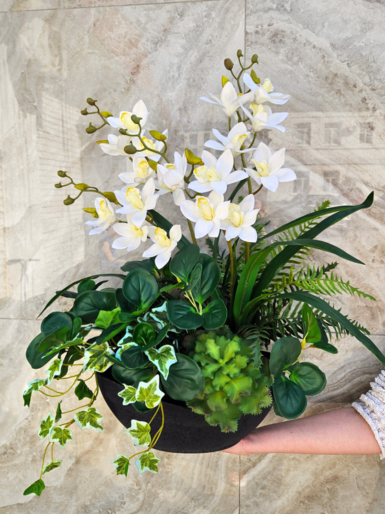 Искусственные Орхидеи Дендробиум белые в кашпо Лофт
