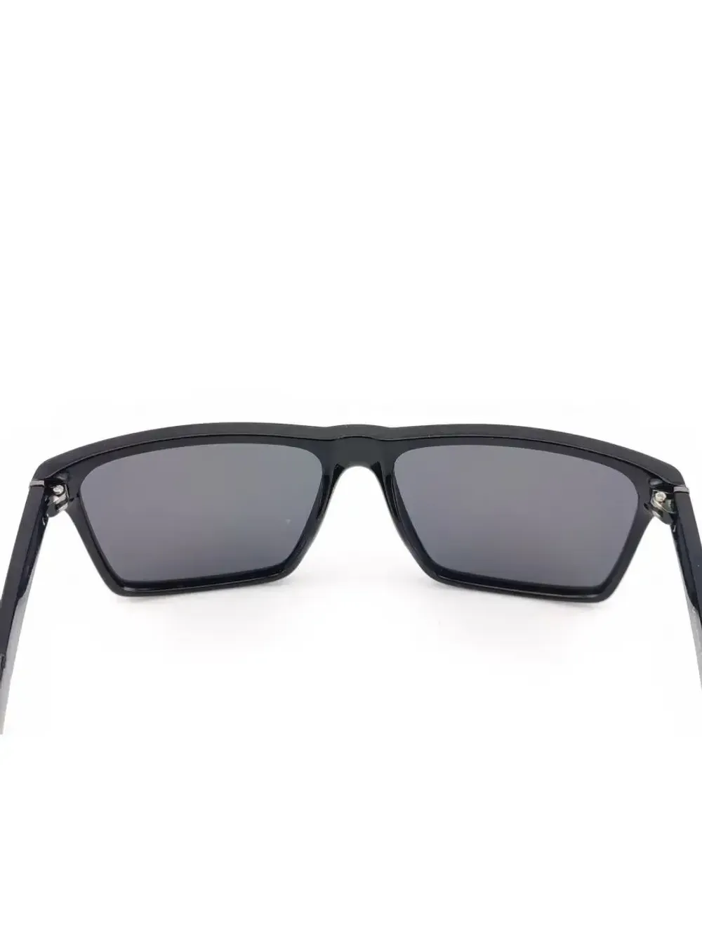 Солнцезащитные очки с поляризацией