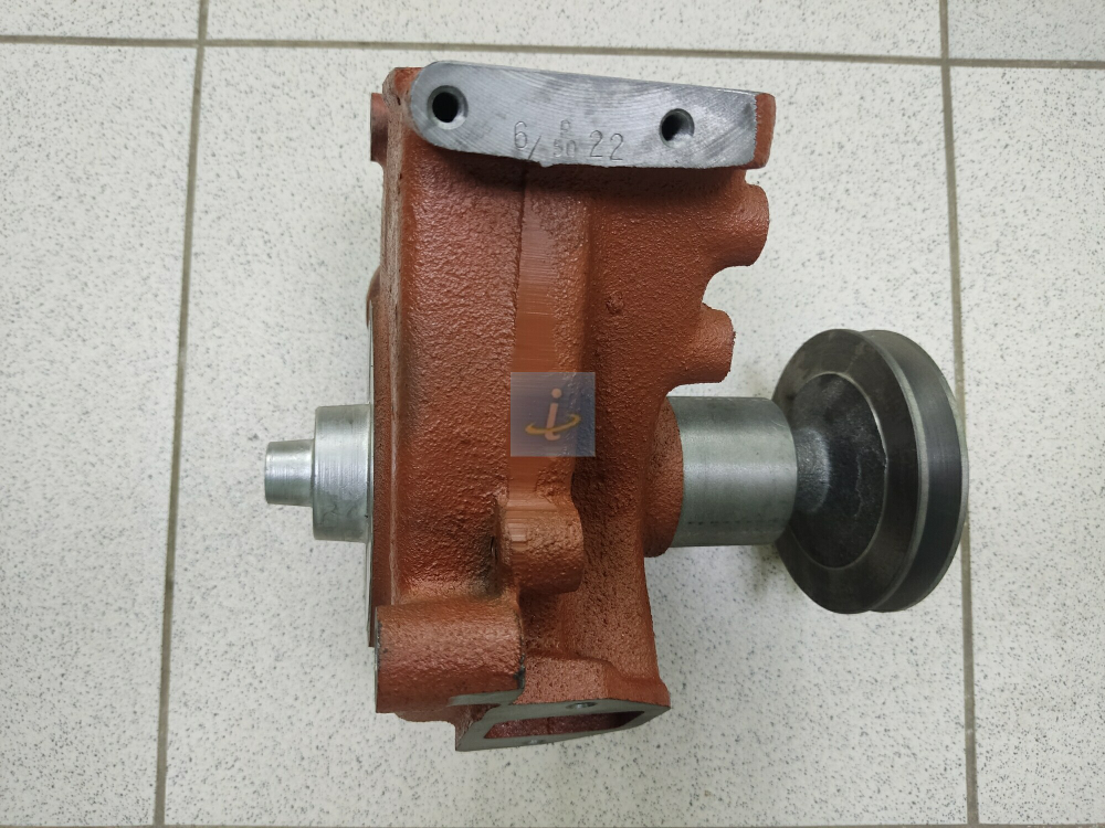 Насос водяной 8423.1307010-04