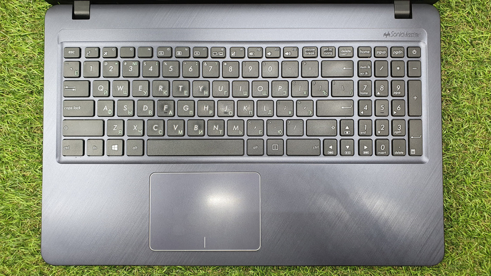 Ноутбук ASUS i3-7/4 Gb/FHD  покупка/продажа