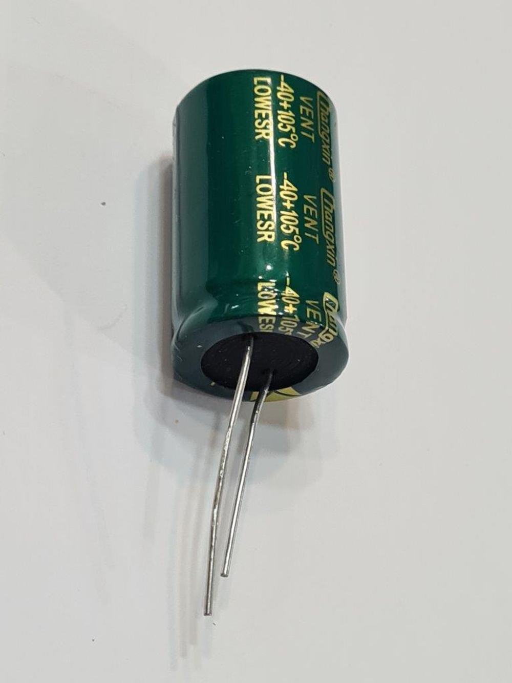 Конденсатор 100uF 450V