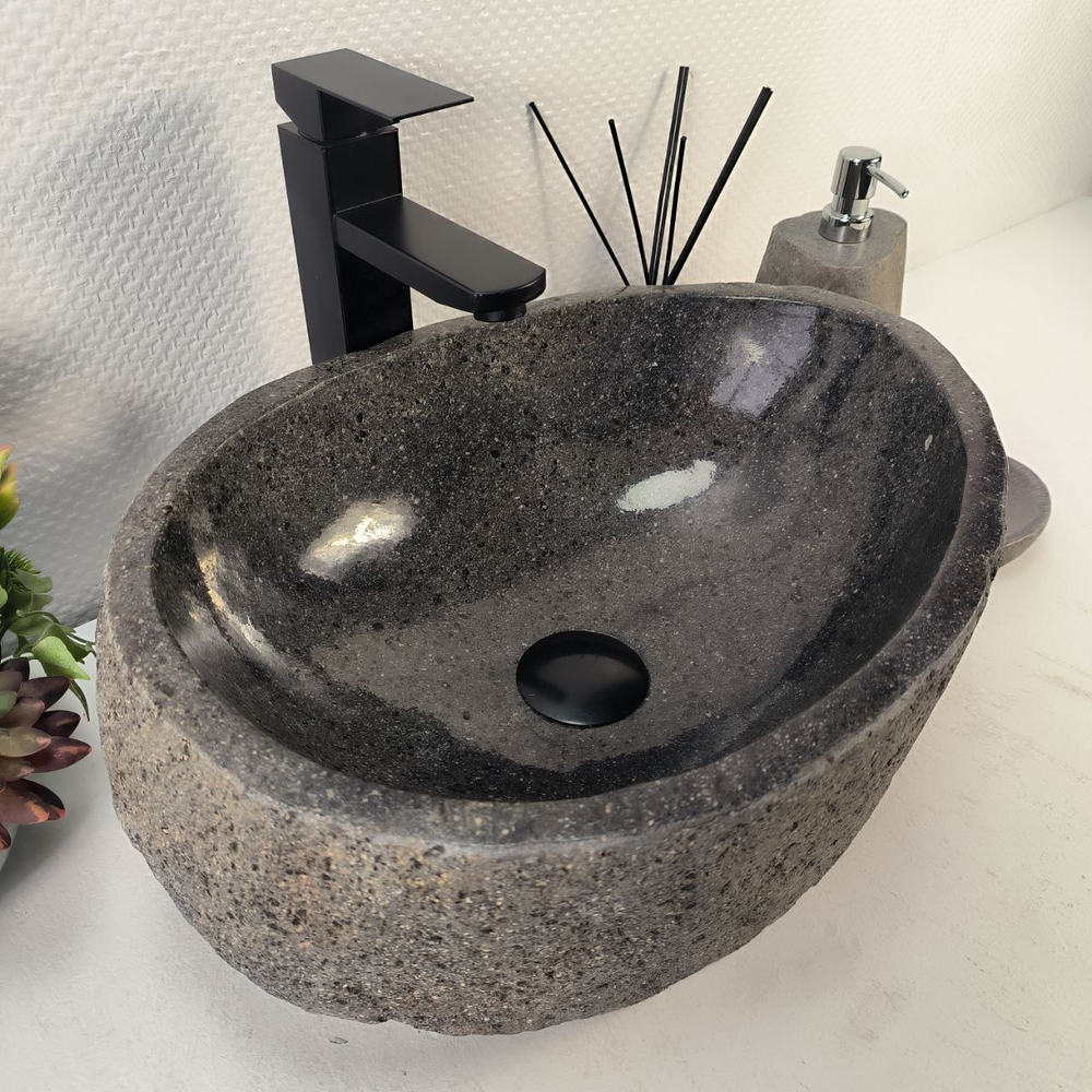 Раковина из речного камня RS-65256 45*32*16 0856