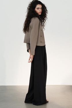 ZARA БРЮКИ С ЗАЩИПАМИ, ЧЕРНЫЙ