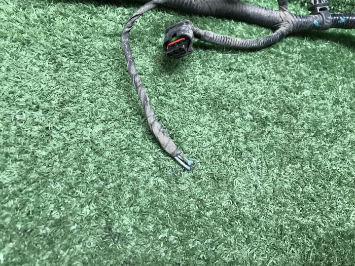 Проводка заднего бампера Seres M5 (2022-н.в.)