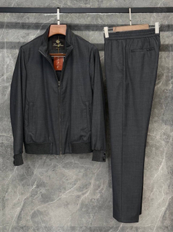 Прогулочный костюм Loro Piana