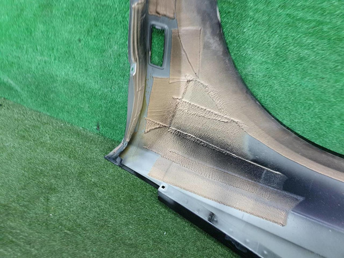 Крыло переднее правое Rolls-Royce Cullinan (2018-н.в.)