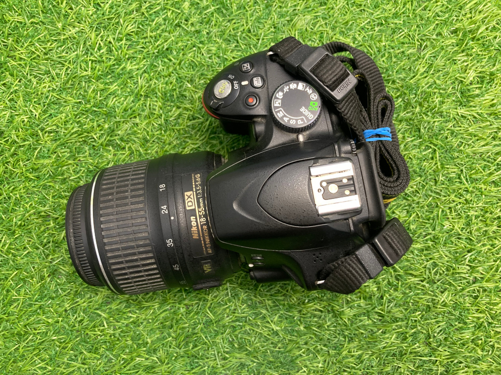 Nikon D3200 kit 18-55mm 3.5-5.6G VR 5000 кадров
