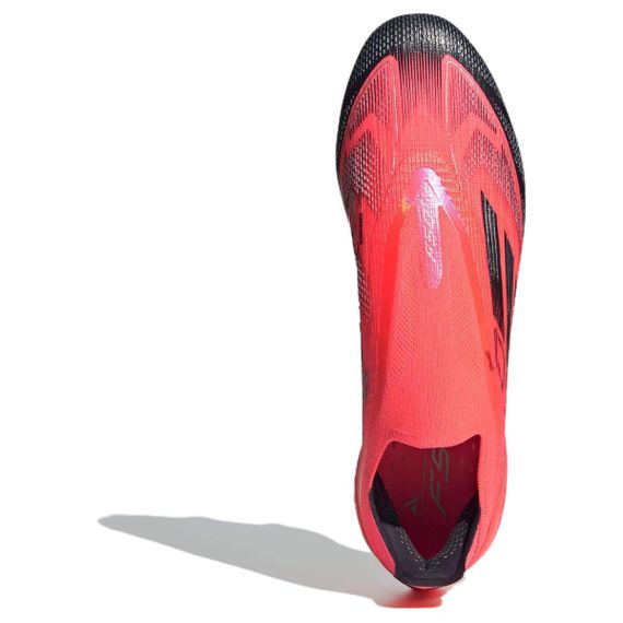 Бутбольные ботинки Adidas F50 - это самые низкие кроссовки в мире