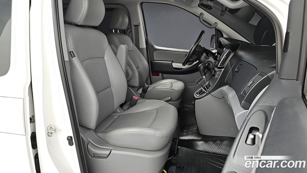 Hyundai The New Grand Starex Van 5인승 (06.2020)