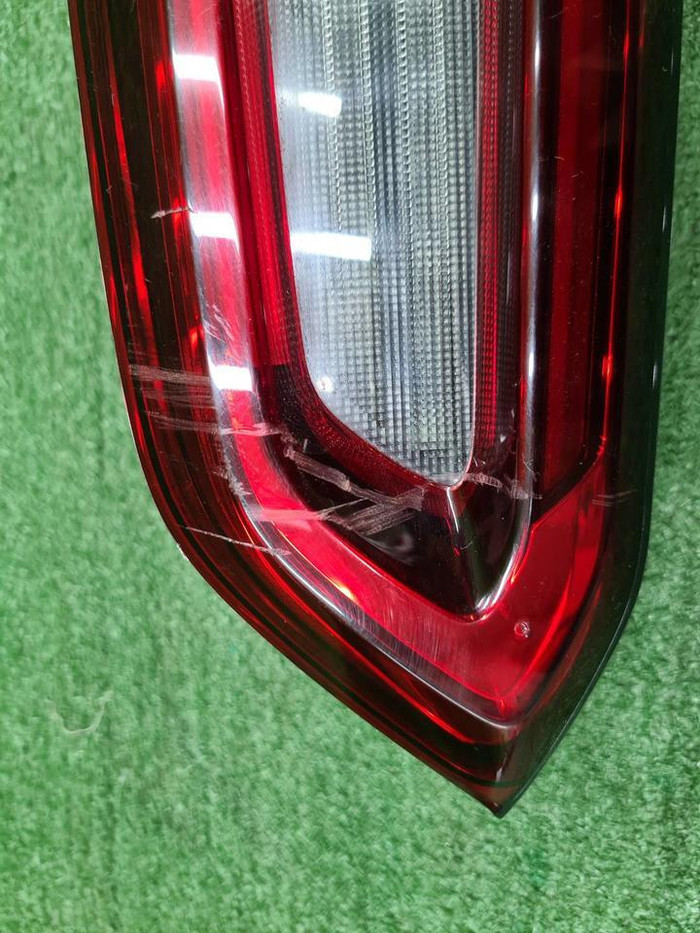 Фонарь правый внутренний BMW X5 G05 (2018-2023)