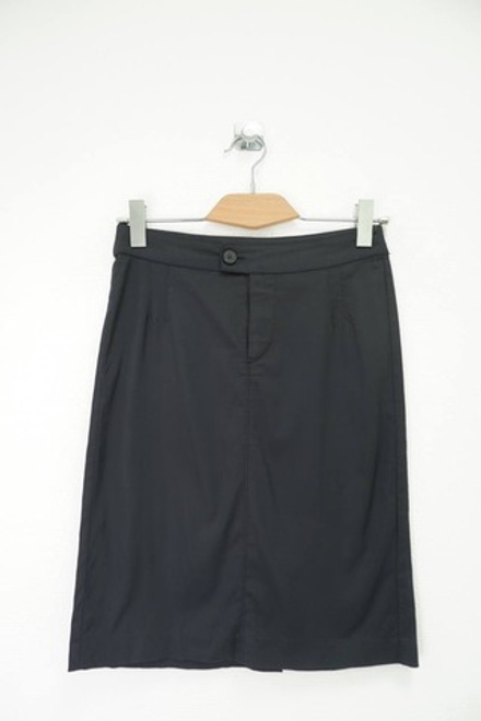 Юбка IN WEAR прямая 38 размер