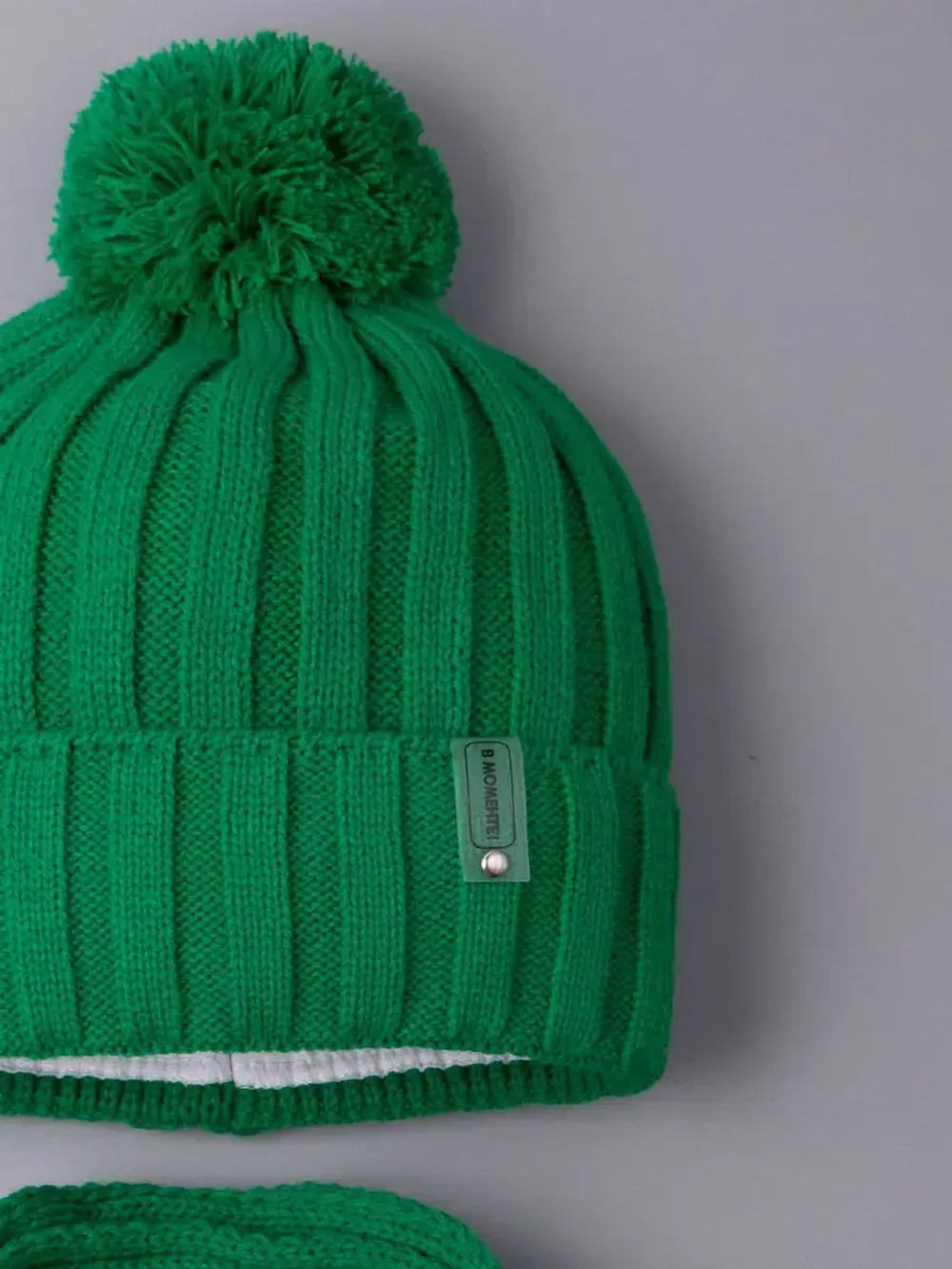 Шапка детская осенняя и шарф