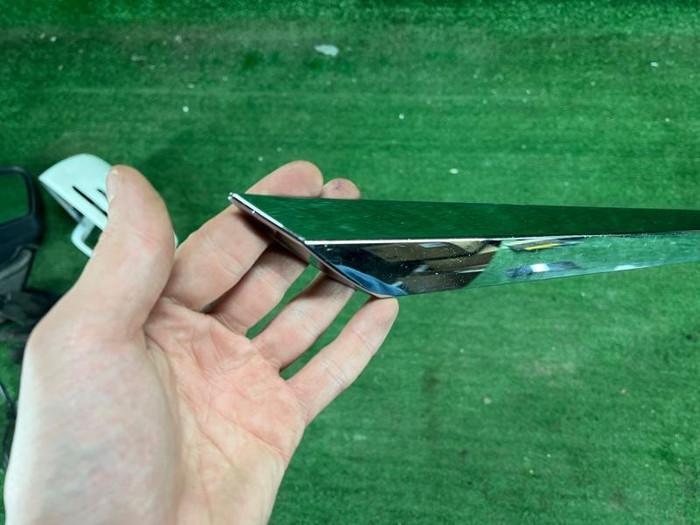 Молдинг двери правый Bentley Continental GT 2 (2011-2017)