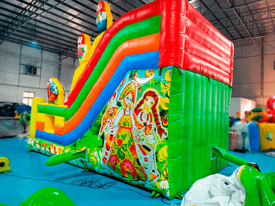 Надувной батут-горка «Славянский», 6x4x4.5 м