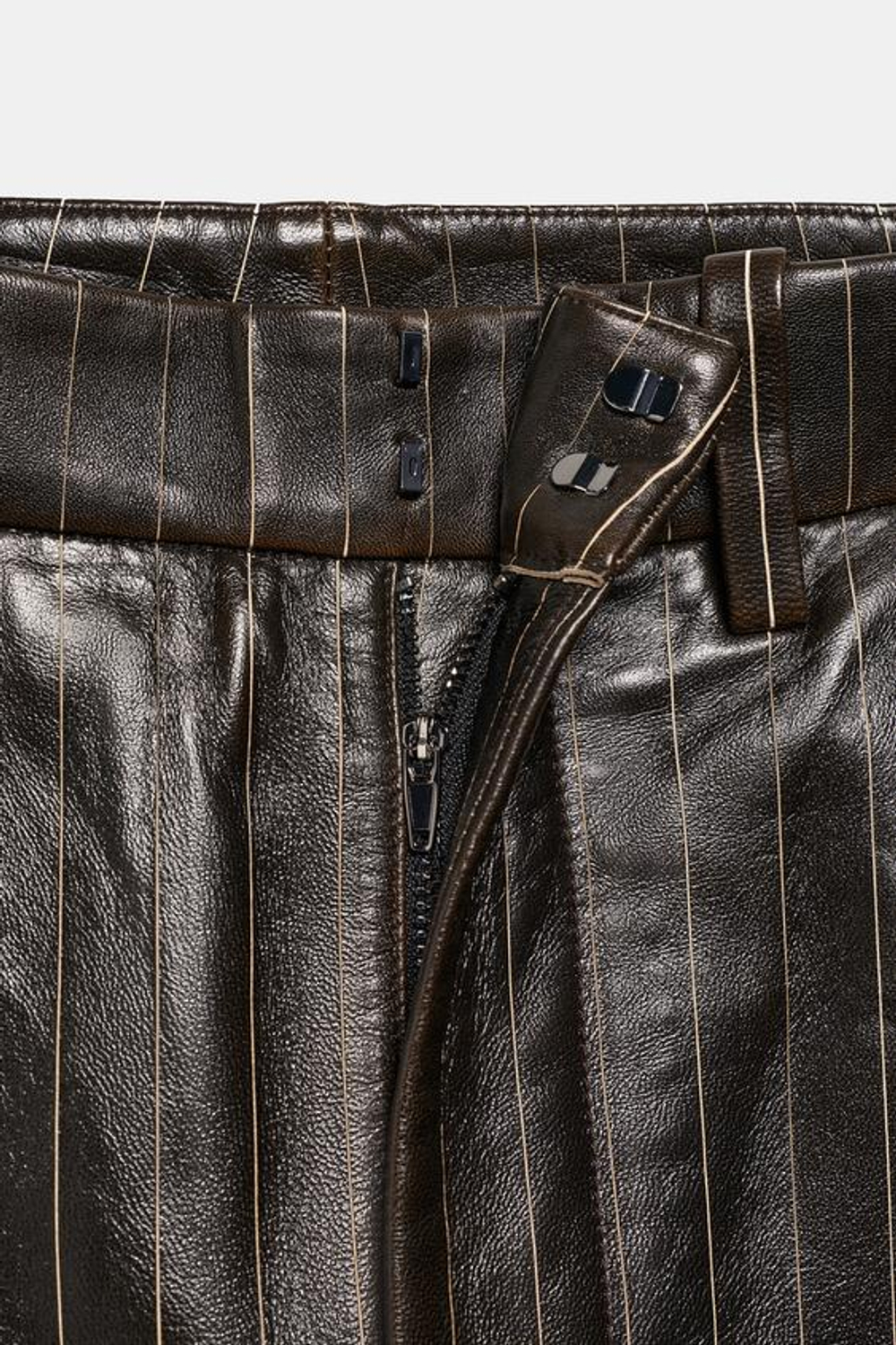 ZARA БРЮКИ ИЗ КОЖИ В ПОЛОСКУ ZW COLLECTION LIMITED EDITION, ЧЕРНЫЙ