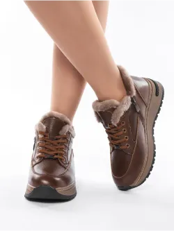 Кроссовки зимние