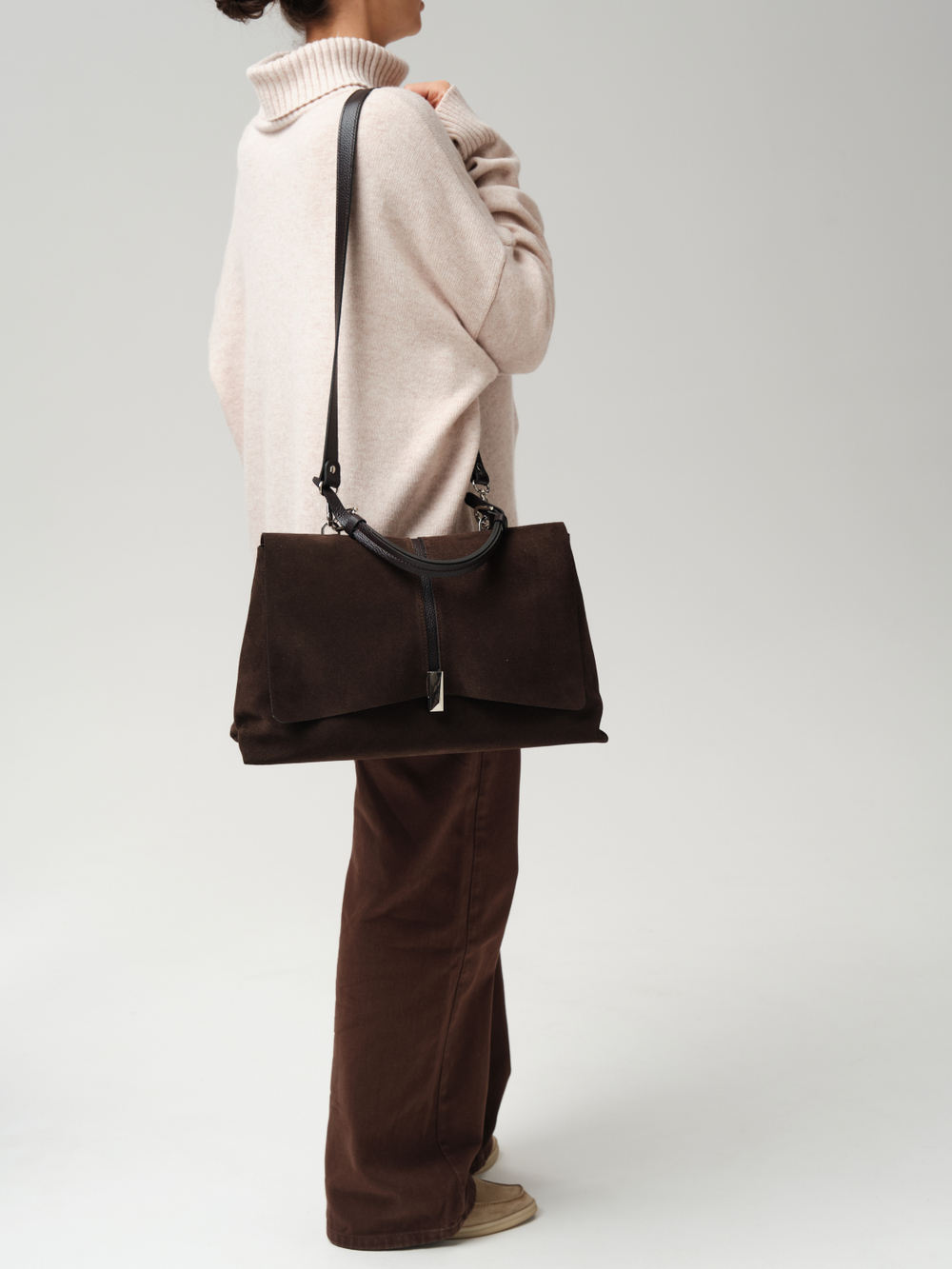 Замшевая сумка сэтчел Colette DBR 31349 черный каштан