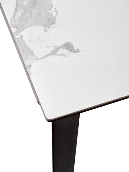 Стол CREMONA 140 MATTE STATUARIO Белый мрамор матовый, керамика/ черный каркас