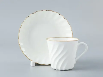Чашка с блюдцем кофейная 155 мл форма Витая рисунок Золотой кантик арт. 81.13928.00.1