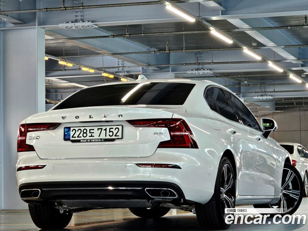 Volvo S60 3 Generation B5 Inscription (09.2021)