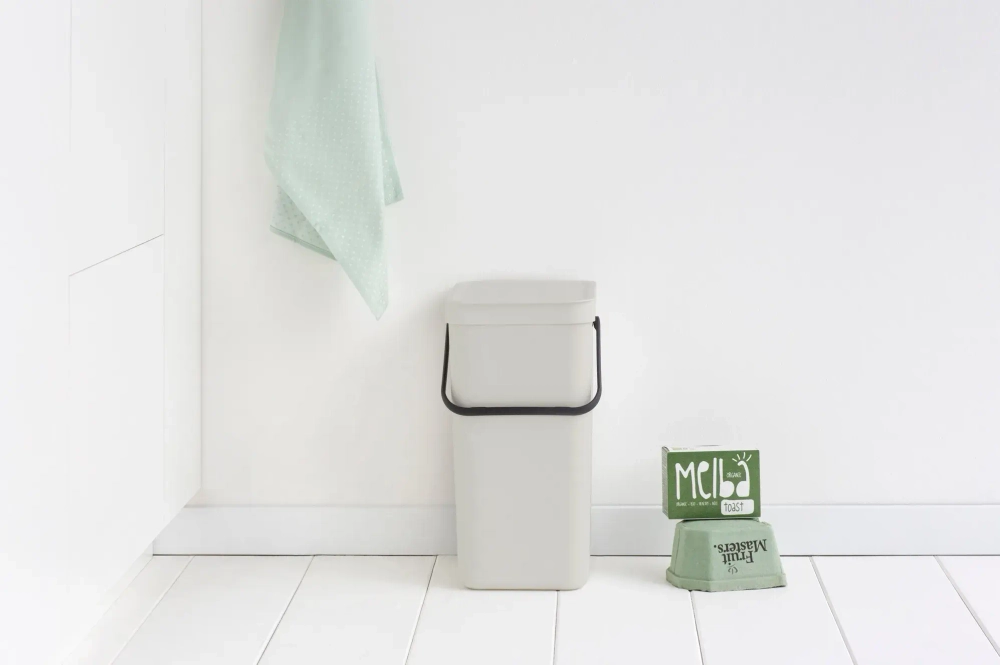 Brabantia Контейнер для мусора Sort & Go 16л Светло-серый