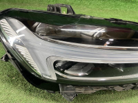 Фара правая Volvo XC60 2 (2017-2021) Full LED