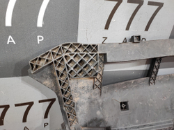 Пыльник переднего бампера Audi Q5 (8R) 12-17 Б/У Оригинал 8R0807233C