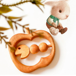 Деревянная погремушка - грызунок Очень голодная гусеница Леснушки