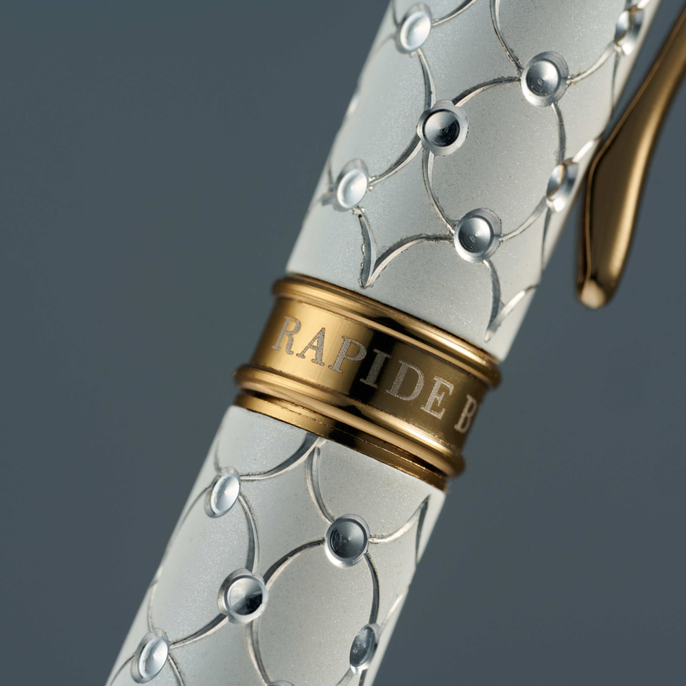 Rapide Faber White – “Yellow Gold”