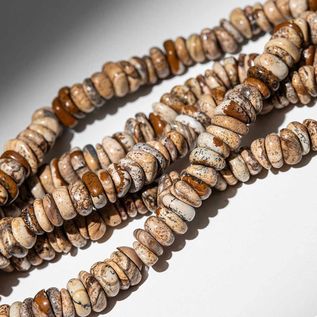 Известняк окварцованный (пейзажная яшма) натуральный, 7-15мм, чипсы