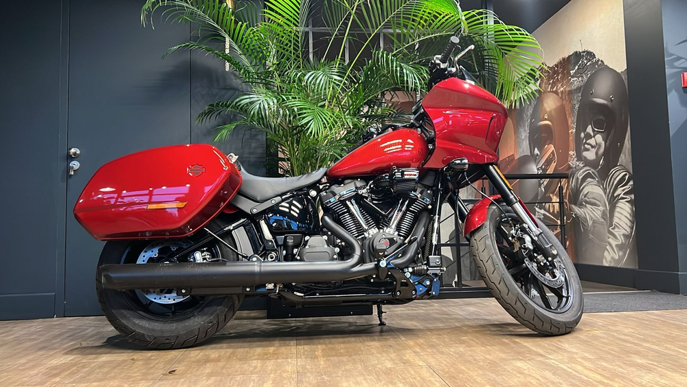 Harley-Davidson Low Rider ST Brilliant Red, 2025
