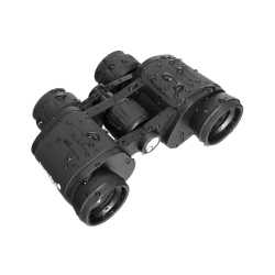 Бинокль Levenhuk New Atom 8x30 сбоку с водяными каплями