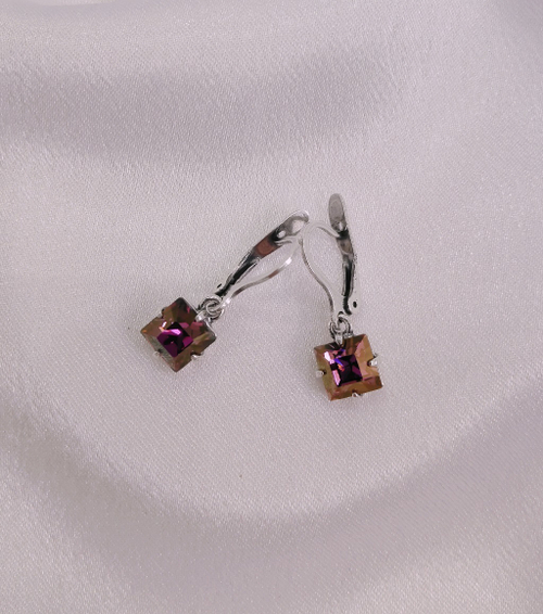 "Ларен мод." серьги в серебряном покрытии из коллекции "Циркония" от Jenavi  с английским замком