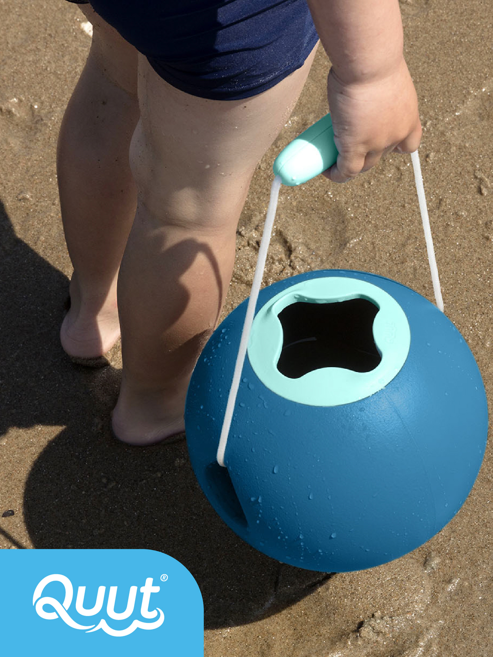 Пляжный набор Quut (Mini Ballo + Cuppi + сердечко SunnyLove) в пляжном мешке