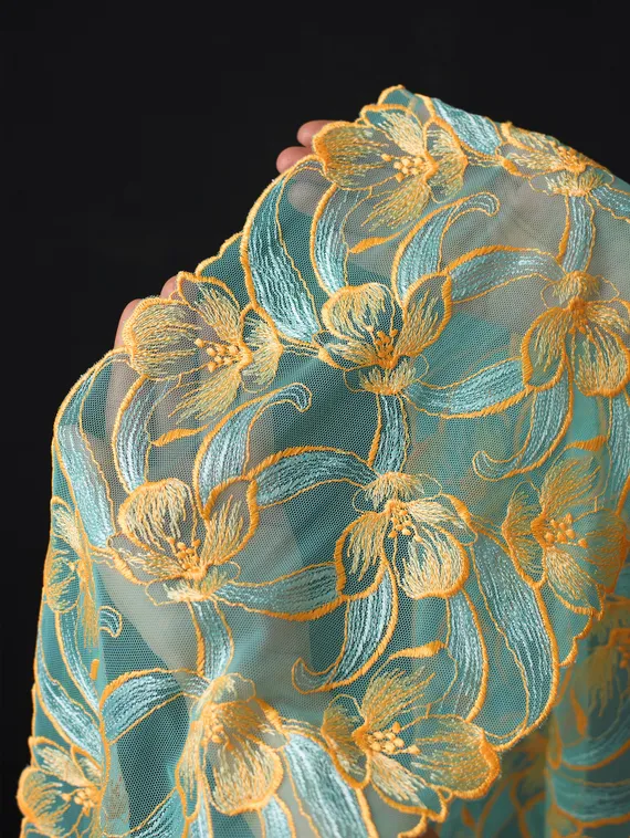 05-171 Вышивка на неэл. сетке 22 см, бирюза/оранж