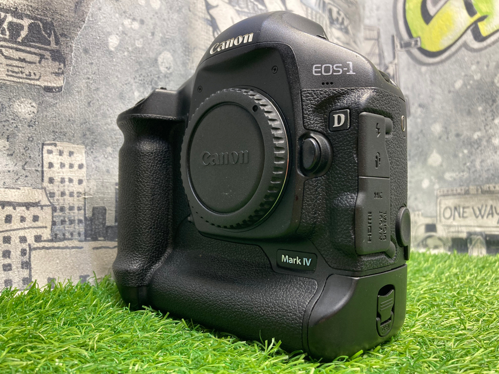 Canon EOS 1D Mark IV 271.000 кадров