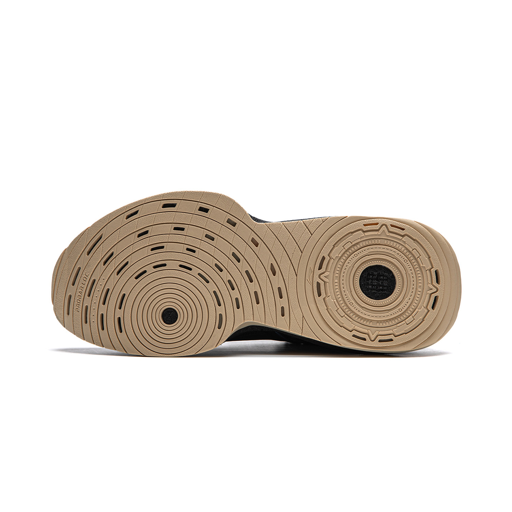 Li-Ning Transcend 8