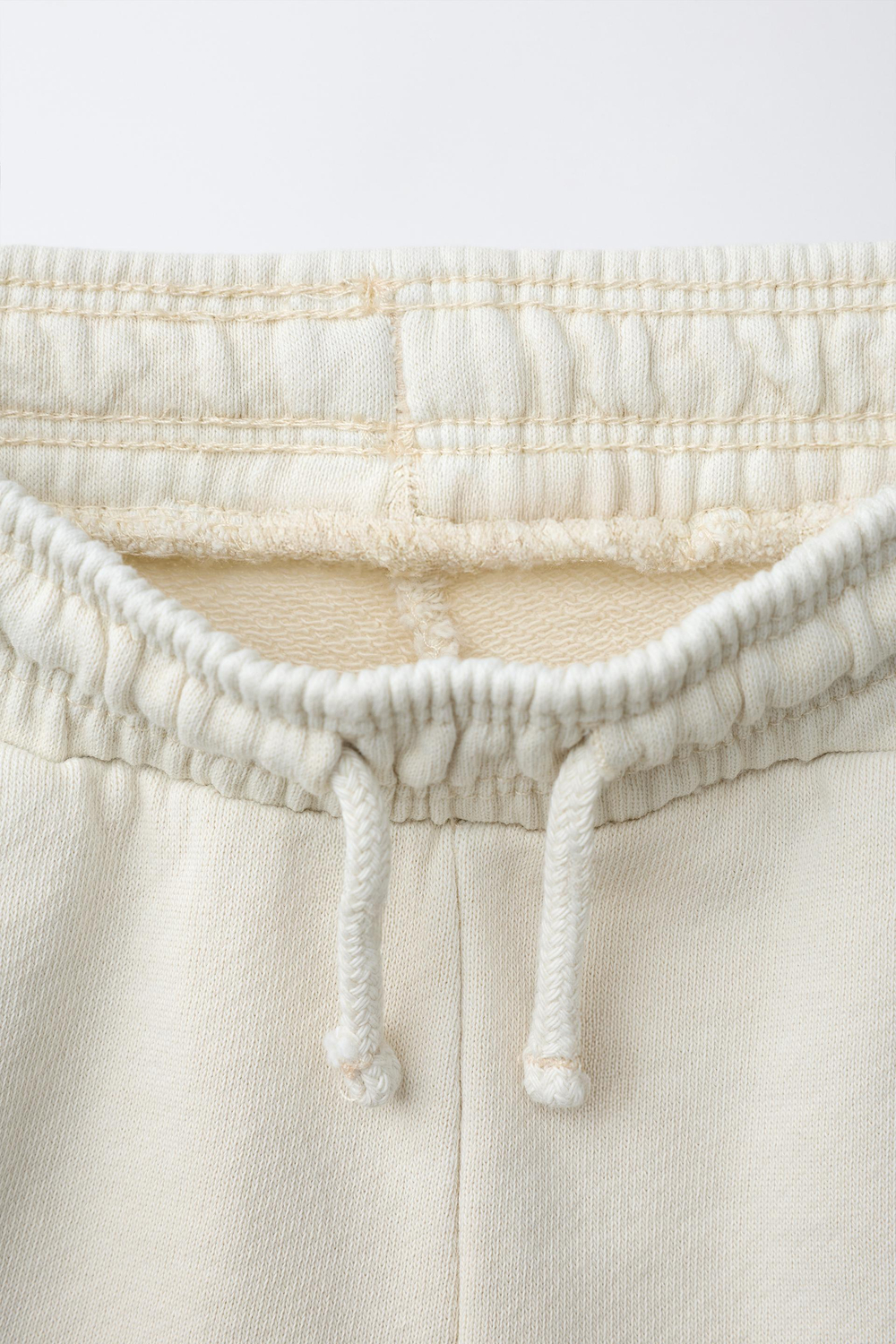 ZARA ШОРТЫ ИЗ МЯГКОЙ ТКАНИ С ОКРАШИВАНИЕМ И ВЫШИВКОЙ, ЦВЕТ ЛЬДА