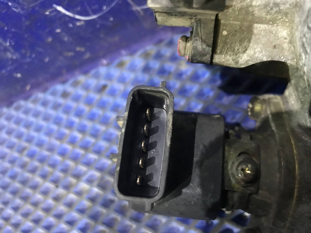 Дроссельная заслонка NISSAN BLUEBIRD 1997