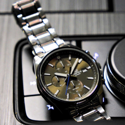 Часы Casio EFV-610D-5C