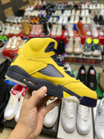 Jordan 5 Retro Michigan (2019)