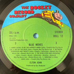 Винтажная виниловая пластинка LP Elton John Blue Moves (Англия 1976) Sorry Seems To Be The Hardest Word