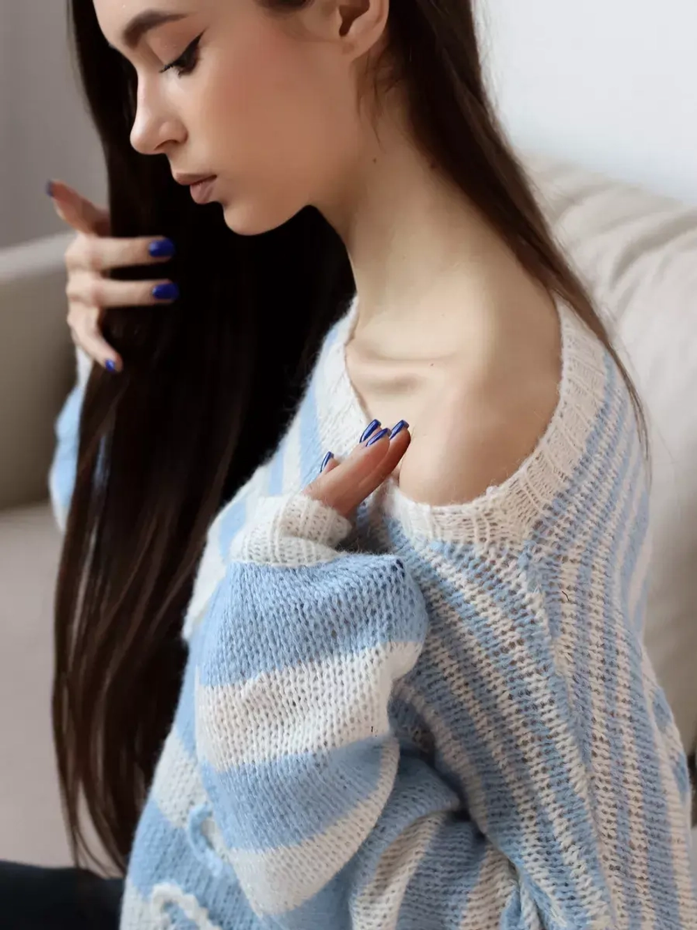 Свитер паутинка в полоску