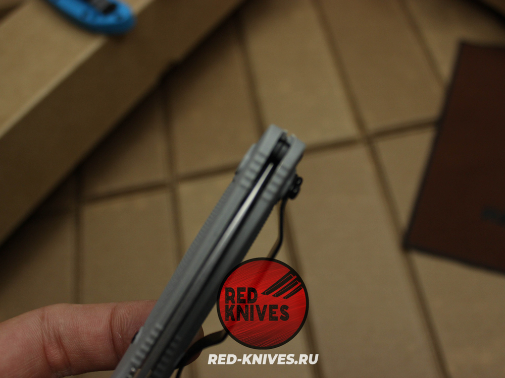 Нож Benchmade 556 Griptilian Mini - серый нейлон, клинок стоунвош RK/Н35