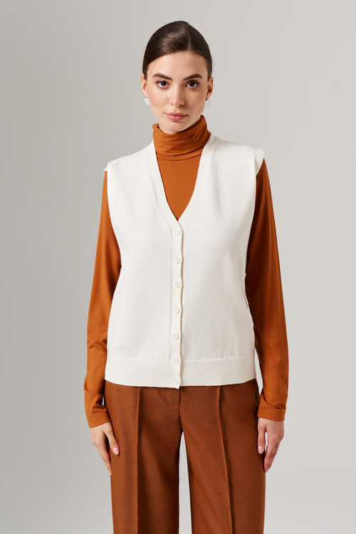 1912 Жилет женский (молочный)