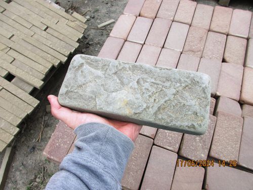 Paving stone sandstone sawn-rounded Pine /m2