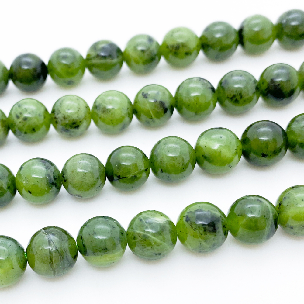 Серпентин, диаметр 8,2-8,4 мм, цена за 11-12 шт (1/4 нити)